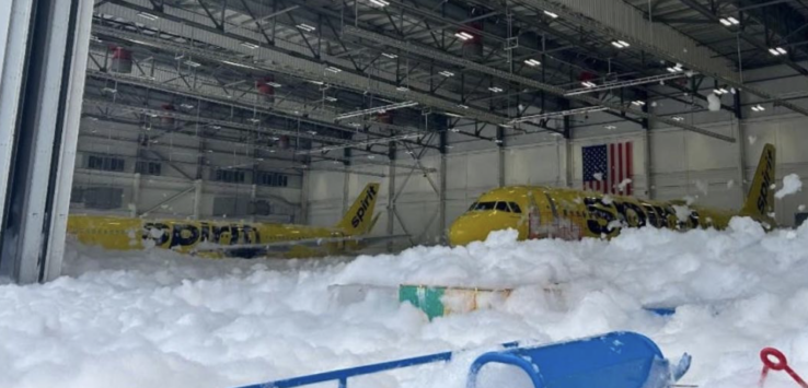 Spirit foam incident detroit courtesy of Airline.net
